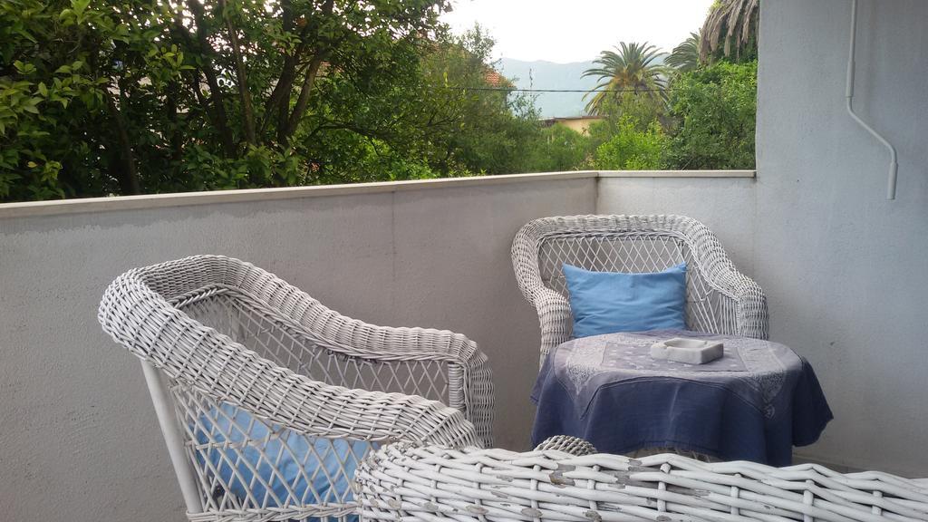 Apartment L.A. Tivat Buitenkant foto